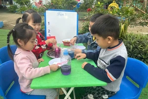 Trẻ em học tại Trường Mầm non Vinh Tiền (xã Long Cốc, Phú Thọ). Ảnh: NVCC