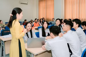 Giờ học tại Trường Đại học Sư phạm (Đại học Đà Nẵng). Ảnh: NTCC