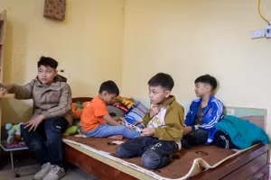 Những đứa trẻ mồ côi đang được chăm sóc, nuôi dưỡng trong vòng tay yêu thương tại Trung tâm Bảo trợ xã hội Hà Nam.