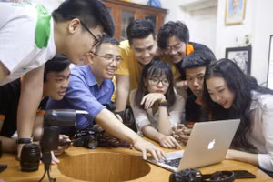 Sinh viên Viện Đào tạo Báo chí và Truyền thông được học tập, thực hành trong môi trường hiện đại, chuyên nghiệp.