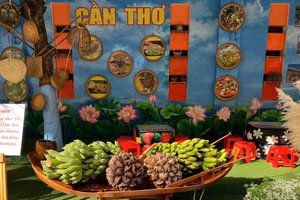 Không gian sông nước miền Tây tại công viên học đường được thể hiện sinh động. Ảnh: Quốc Anh