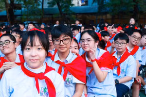 Học sinh Trường THCS Đống Đa (Kim Liên, Hà Nội).