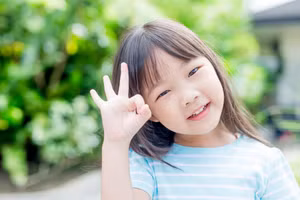 Trẻ cần hiểu, việc dùng đồ của người khác mà chưa xin phép là hành vi xấu. Ảnh minh họa.