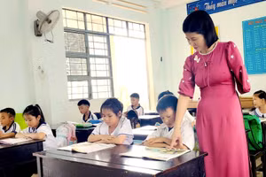 Học sinh chăm ngoan, học giỏi là niềm vui, hạnh phúc của cô Bá Tiền.