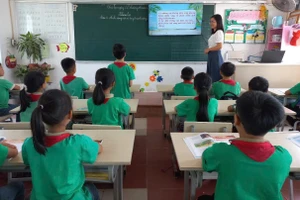 Một lớp học của Trường Phổ thông dân tộc bán trú Tiểu học và THCS Hồng Quang (Tuyên Quang). Ảnh: Mai Huệ