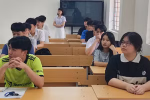 Thí sinh dự thi vào lớp 10 năm học 2024 - 2025 tại Vĩnh Phúc.