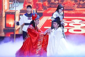 Các nghệ sĩ biểu diễn vở tuồng “Quỷ mẫu si nhi”. Ảnh: NTCC