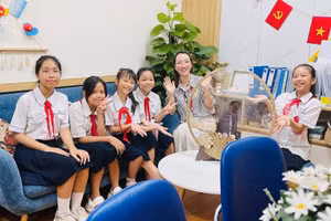 Nhân sự làm công tác tư vấn tâm lý cần được chuyên nghiệp hóa. Ảnh: LC