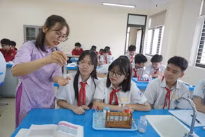 Môi trường học tập khuyến khích sáng tạo còn giúp học sinh phát triển tư duy độc lập. Ảnh: Xuân Phú