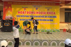 Trường THCS Mỹ Duệ (Hà Tĩnh) tổ chức tuyên truyền phòng chống đuối nước cho học sinh. 