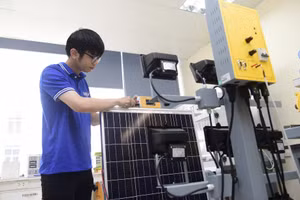 Sinh viên Trường ĐH Khoa học và Công nghệ Hà Nội. Ảnh: NTCC 