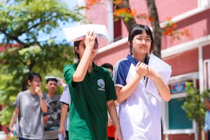 Thí sinh Nghệ An tham dự Kỳ thi tốt nghiệp THPT năm 2024. Ảnh minh họa: INT