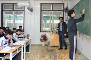 Giờ học của học sinh lớp 12 tại Trường THPT Lê Viết Thuật (Trường Vinh, Nghệ An).