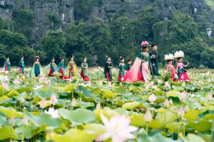 Mỗi bộ thiết kế đều ẩn chứa những giá trị sâu thẳm của văn hóa – lịch sử.