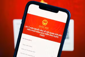 Tổ chức lấy ý kiến về Dự thảo Nghị quyết sửa đổi Hiến pháp năm 2013