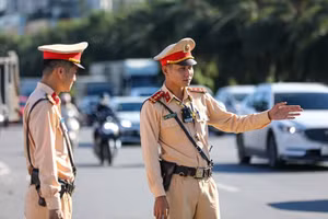 Công an TP Hà Nội tổ chức tạm cấm, hạn chế, phân luồng giao thông từ 25 đến 26/10. (Ảnh: CAHN)