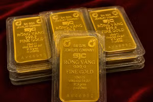 Giá vàng ngày 3/8: Đồng loạt đi ngang