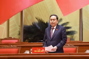 Đồng chí Trần Thanh Mẫn, Ủy viên Bộ Chính trị, Chủ tịch Quốc hội điều hành phiên họp. Ảnh: TTXVN.