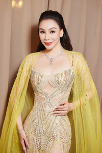 ho-quynh-huong-7.jpg