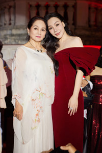 ho-quynh-huong-8.jpg