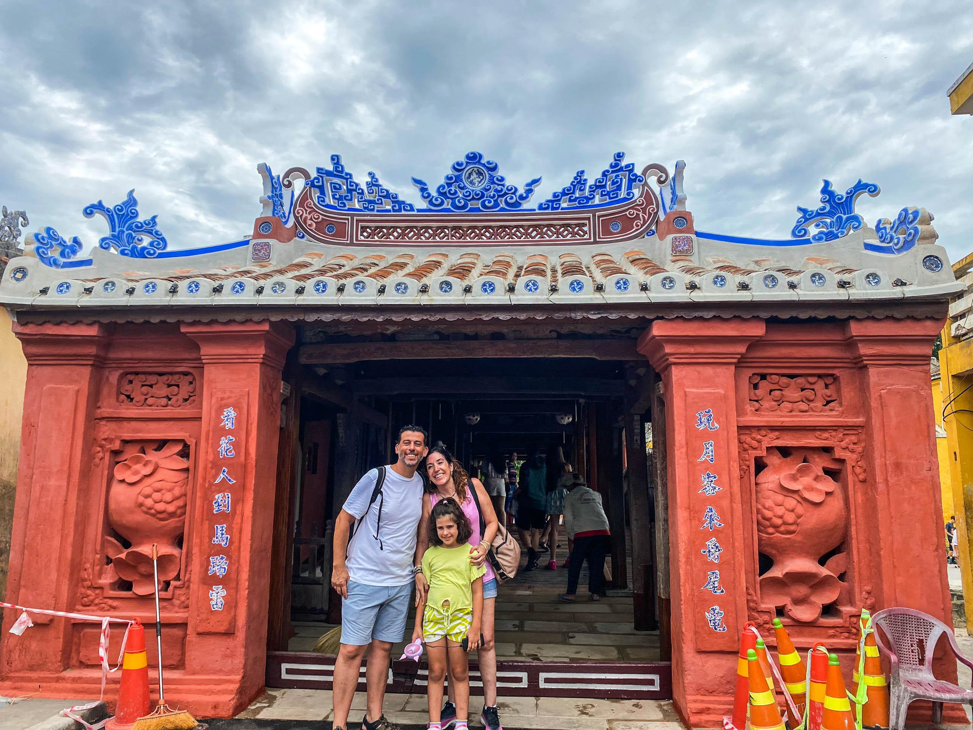 Không tính đợt trùng tu mới nhất, theo tư liệu, Chùa Cầu đã trải qua ít nhất 7 lần tu bổ lớn vào các năm 1763, 1817, 1875, 1917, 1962, 1986, 1996. ảnh 18.jpg