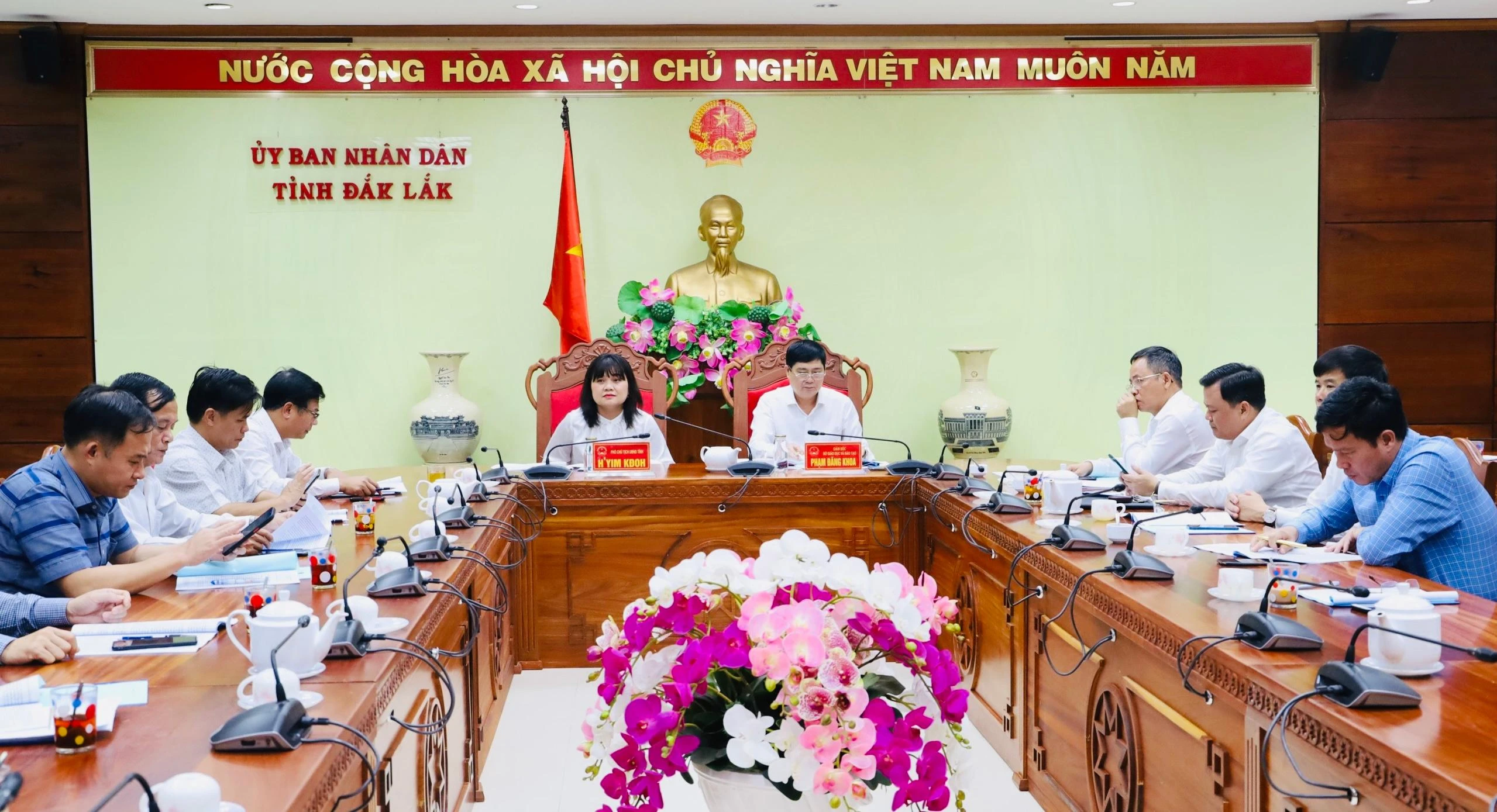 Đại biểu dự hội nghị tại điểm cầu Đắk Lắk