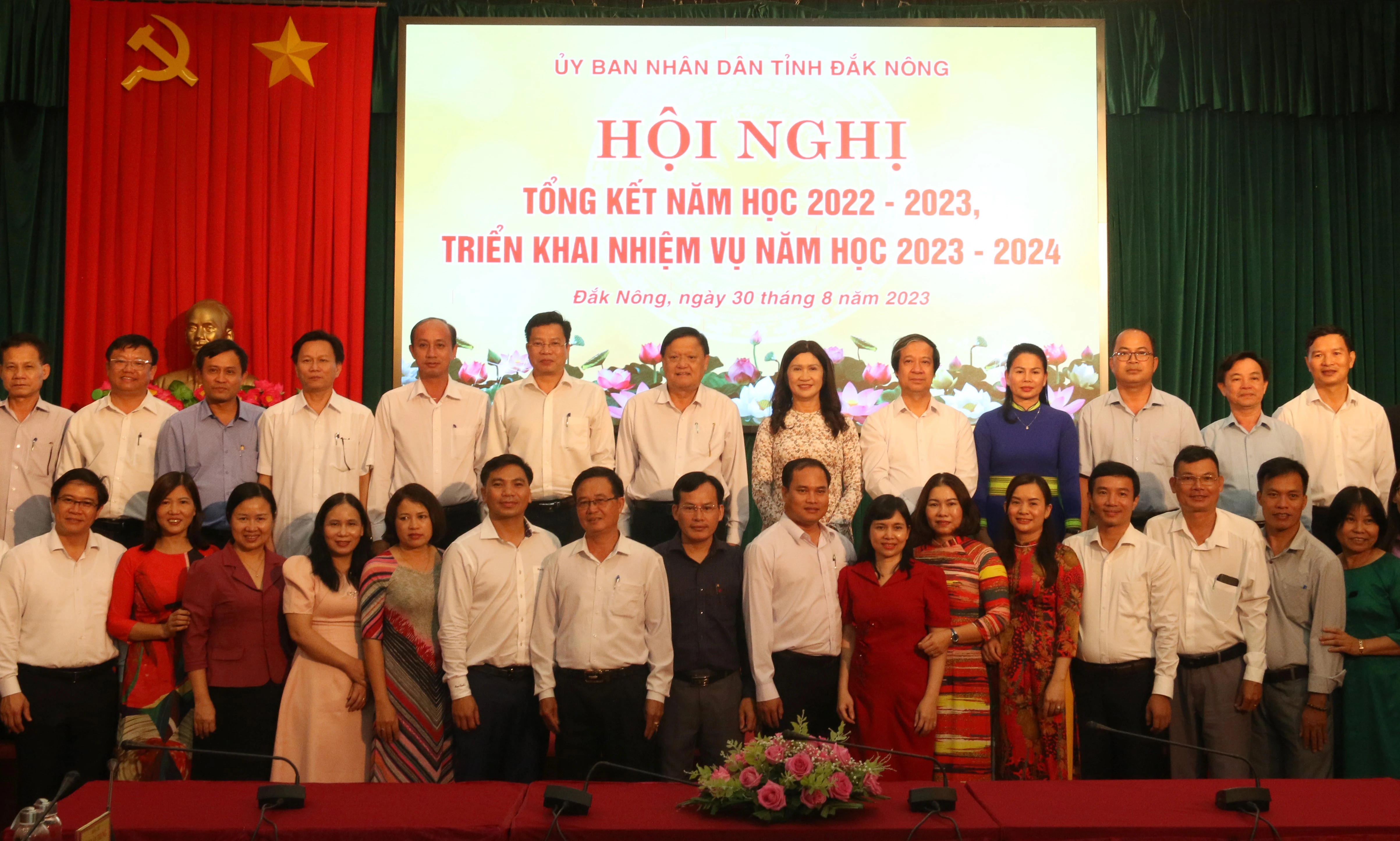 Các đại biểu dự lễ tổng kết năm học 2022-2023, triển khai nhiệm vụ năm học 2023-2024 tỉnh Đắk Nông - Ảnh: TT. Các đại biểu dự lễ tổng kết năm học 2022-2023, triển khai nhiệm vụ năm học 2023-2024 tỉnh Đắk Nông - Ảnh: TT.
