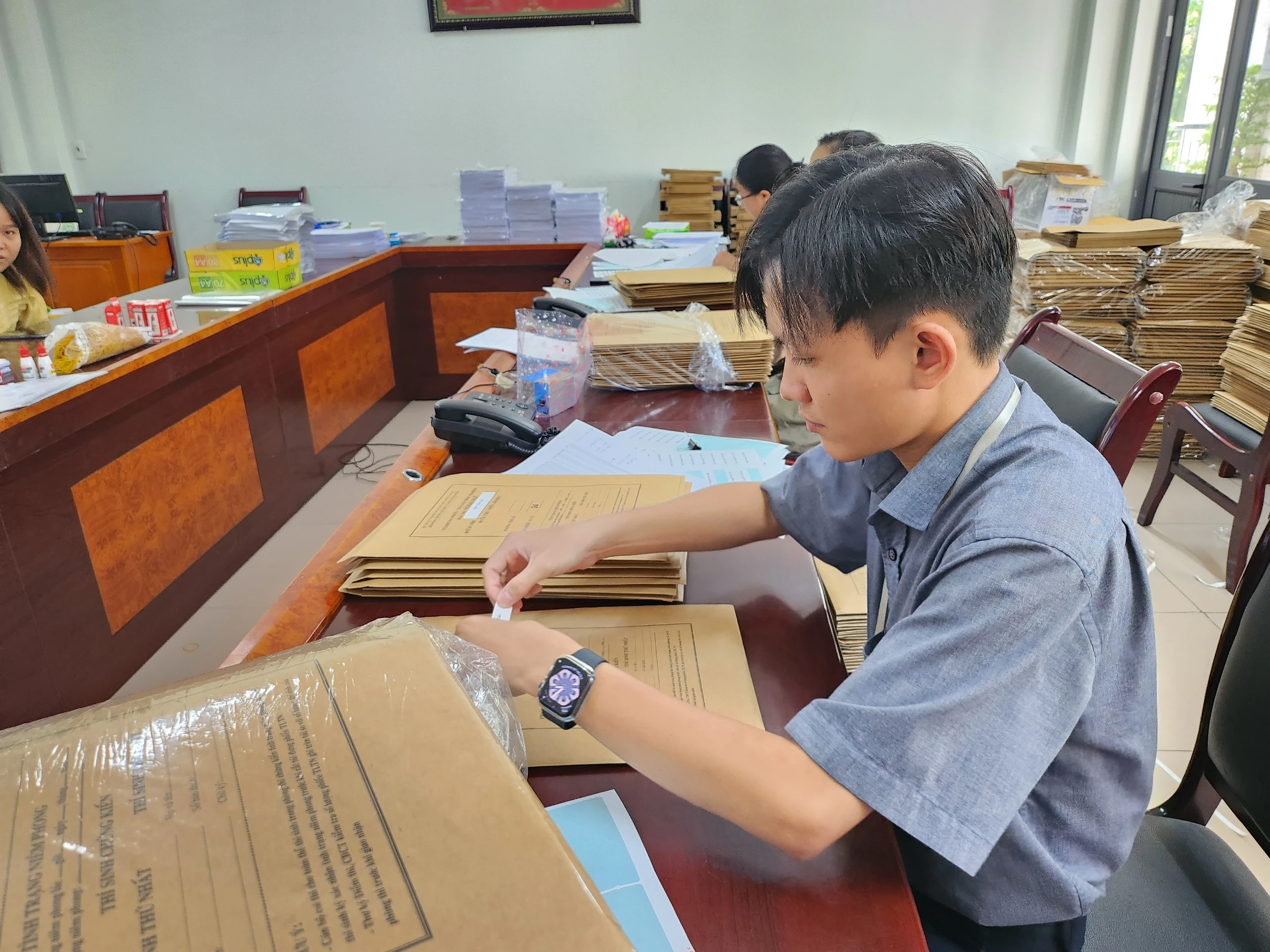 Đà Nẵng đang triển khai mọi công tác liên quan đến kỳ thi tốt nghiệp THPT đúng mốc thời gian quy định. Đà Nẵng đang triển khai mọi công tác liên quan đến kỳ thi tốt nghiệp THPT đúng mốc thời gian quy định.