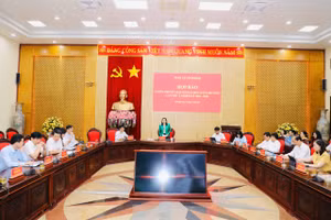 Quang cảnh họp báo.