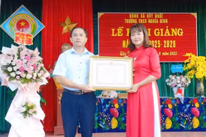 Năm học 2024–2025, Trường THCS Nghĩa Bình vinh dự nhận Bằng khen của Chủ tịch UBND tỉnh Nam Định cho danh hiệu tập thể lao động xuất sắc.