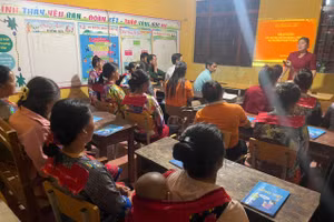 Nhiều lớp học xóa mù chữ, giáo dục, nâng cao nhận thức về pháp luật được mở ra. 