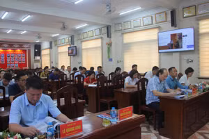 Điểm cầu chính tại Sở GD&ĐT Điện Biên.