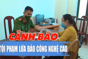 Người bị hại tới trình báo Công an. (Ảnh: ĐTV)