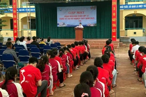 Chương trình gặp mặt, căn dặn, động viên học sinh trước kì thi.