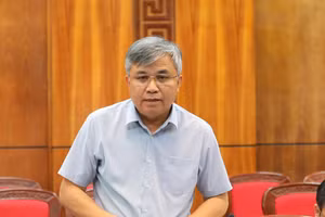 Phó Chủ tịch UBND tỉnh Điện Biên Lò Văn Tiến.