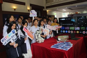 Học sinh Điện Biên hào hứng tham gia "Ngày hội AI".