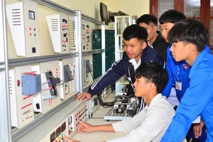 Đào tạo nghề Điện công nghiệp tại Trường Cao đẳng Điện Biên.