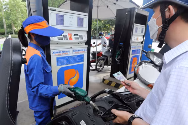 Kết luận số 14 của Bộ Chính trị về bảo đảm nguồn cung, giá nhiên liệu trong tình hình mới 