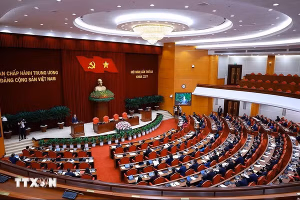 Phiên bế mạc Hội nghị lần thứ ba Ban Chấp hành Trung ương Đảng khóa XIV. (Ảnh: Dương Giang/TTXVN)