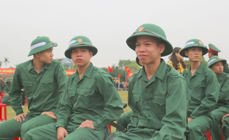 Anh em song sinh ở Quảng Trị cùng lên đường nhập ngũ