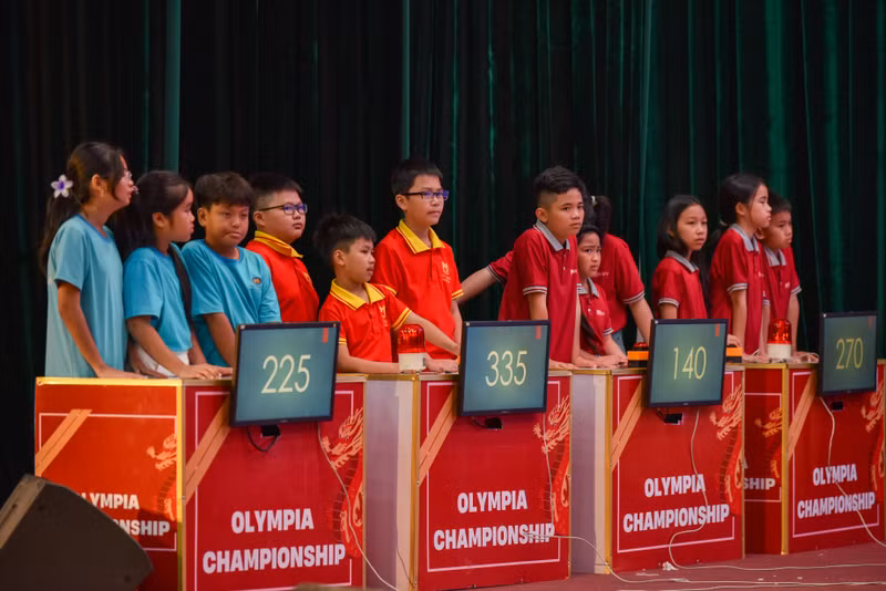 Các đơn vị sẽ tham gia vòng loại và bán kết tại khu vực cụm đăng ký. Lộ diện Quán quân đấu trường tiếng Anh Olympia