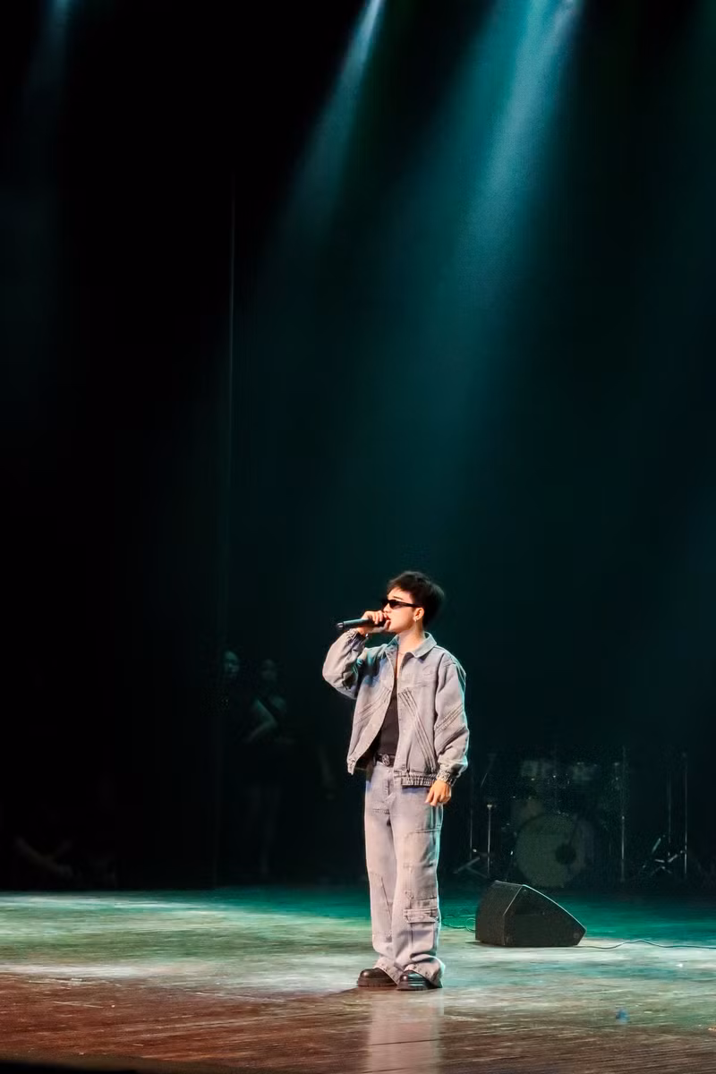 Những nghệ sĩ trẻ tài năng với giai điệu lôi cuốn. Phiêu cùng âm nhạc với TALES IN TUNE