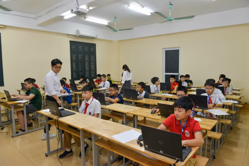 Gần 1.000 thí sinh dự Hội thi Tin học trẻ TP Hà Nội lần thứ 29