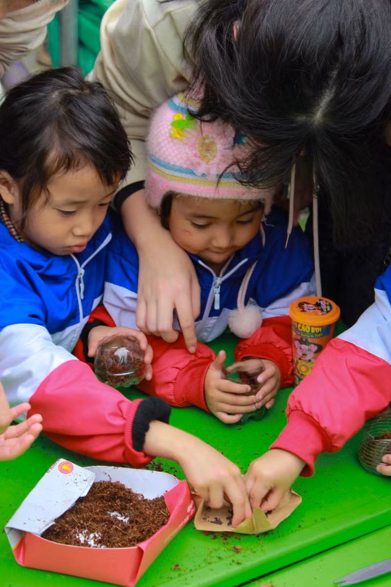 Ngày tình nguyện 2024: Inscape cùng các em nhỏ vùng cao tới trường 