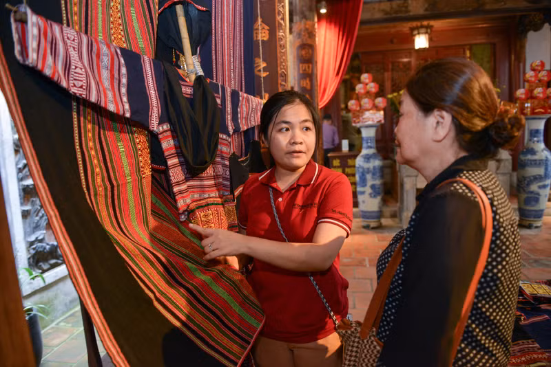 Nét đẹp truyền thống làng nghề thổ cẩm Xí Thoại giữa lòng Thủ đô