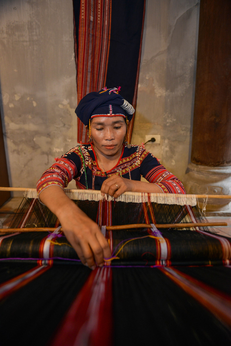 Nét đẹp truyền thống làng nghề thổ cẩm Xí Thoại giữa lòng Thủ đô
