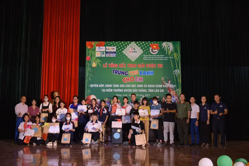 Hơn 1.000 sản phẩm Trung thu được gửi tặng cho điểm trường vùng cao