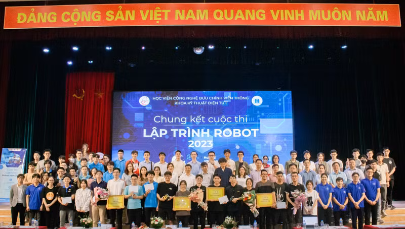 Sân chơi mới cho sinh viên yêu thích Robot