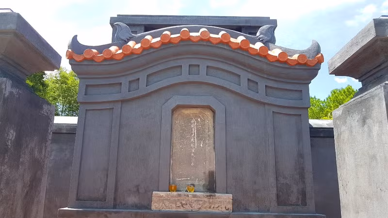 Cận cảnh khu lăng mộ vợ vua Tự Đức xây dựng lại sau 6 năm bị san ủi