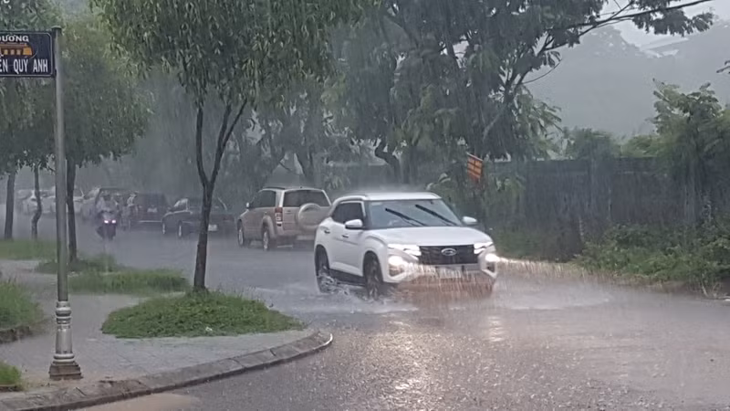 Thừa Thiên - Huế cảnh báo ngập lụt do mưa lớn